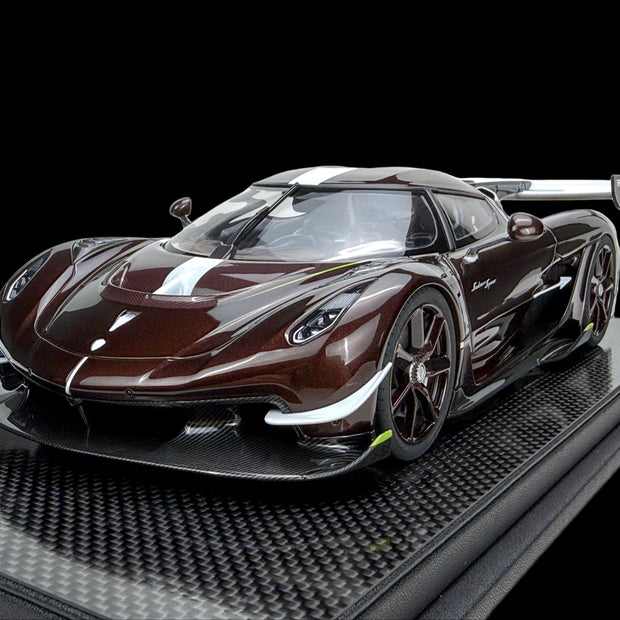 Koenigsegg Jesko Sadair Spear 1:18