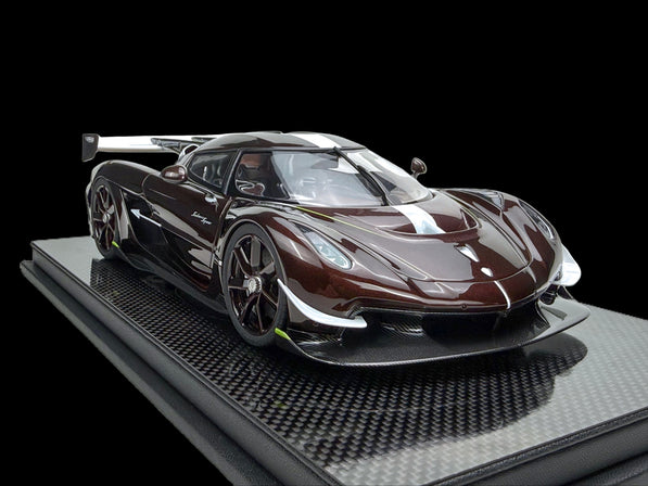 Koenigsegg Jesko Sadair Spear 1:18