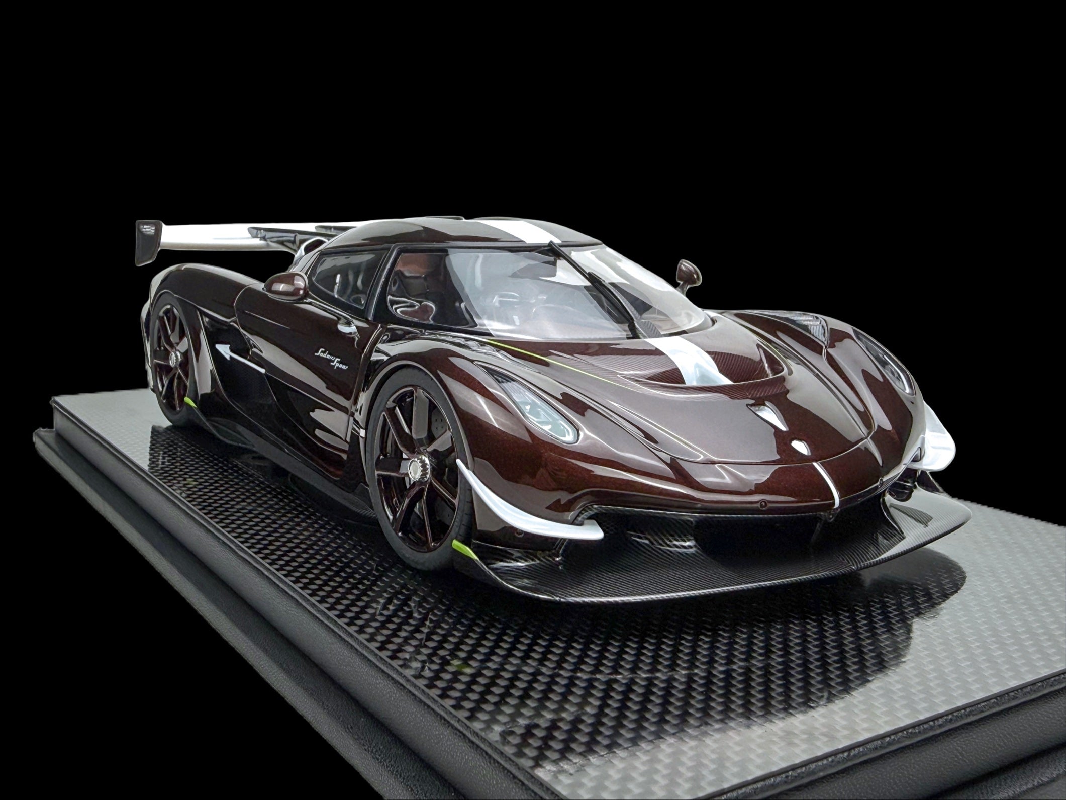 Koenigsegg Jesko Sadair Spear 1:18