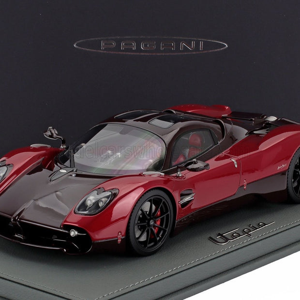 Pagani Utopia Rød - Modellbil 1:18