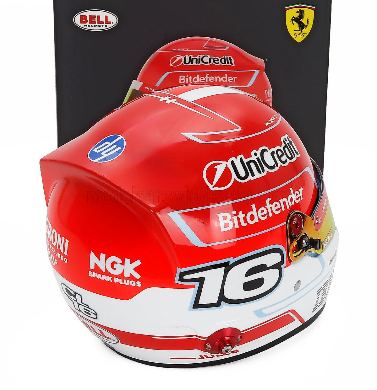 Ferrari Charles Leclerc hjelm 1/2