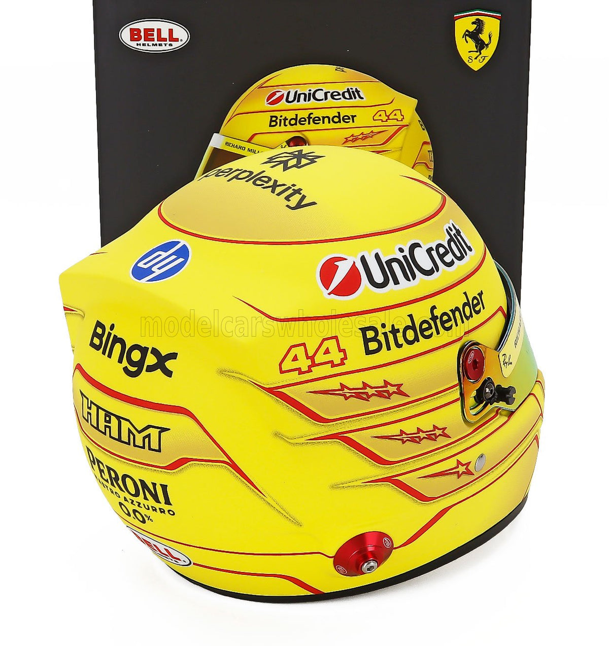 Ferrari Lewis Hamilton hjelm 1/2