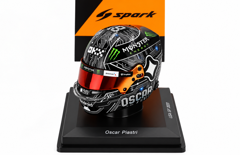 McLaren Oscar Piastri Helmet 1/5