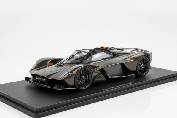 Aston Martin Valkyrie 1:18