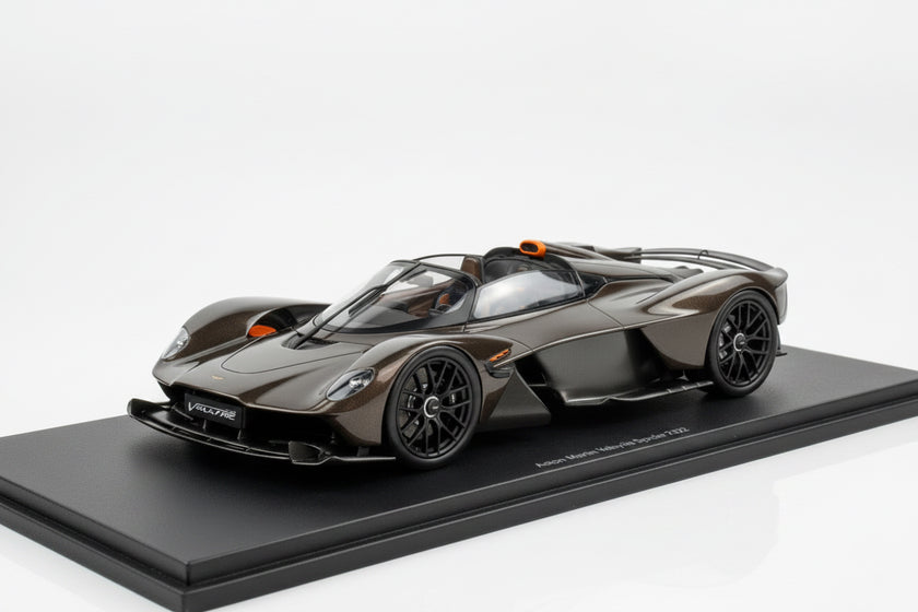Aston Martin Valkyrie 1:18