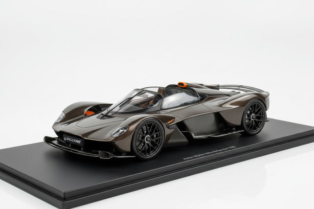 Aston Martin Valkyrie 1:18